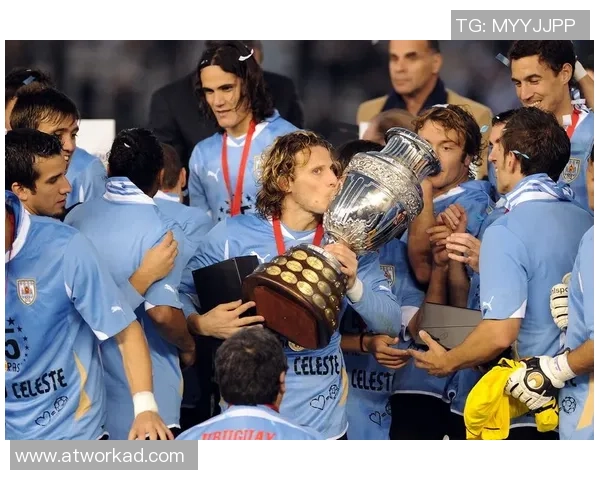 追忆已故伟大足球明星的辉煌历程与不朽传奇