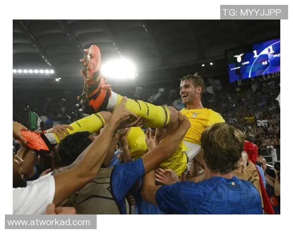 欧冠传奇足球明星的辉煌历程与不朽瞬间回顾