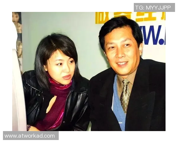 足球明星与前女友的爱情故事揭秘背后的情感纠葛与人生选择 足球明星与前女友的爱情故事揭秘背后的情感纠葛与人生选择